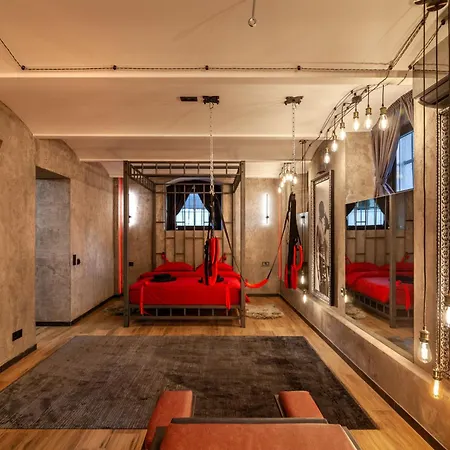 Royal Hot Jucuzzi Apartment *